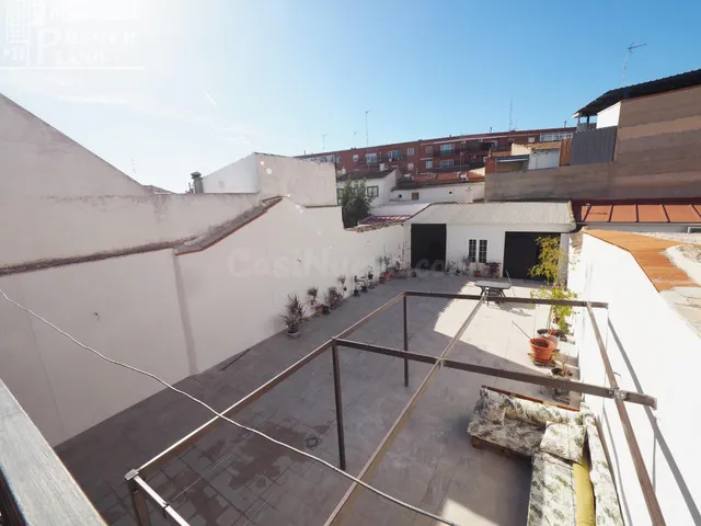 Amplia Casa en el Corazón de Tomelloso - €290,000 - foto 3