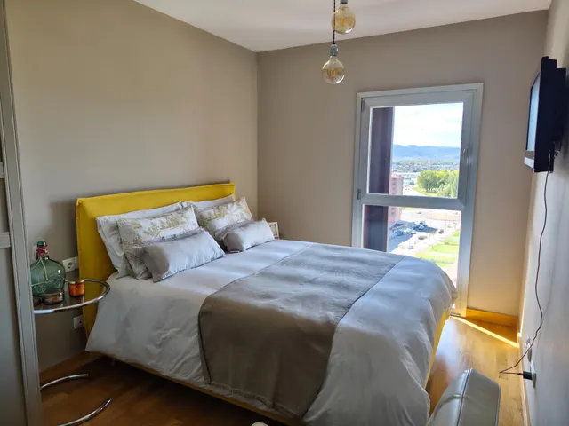 Amplio y Luminoso Piso en La Rosaleda, Ponferrada - €169.000 — 26
