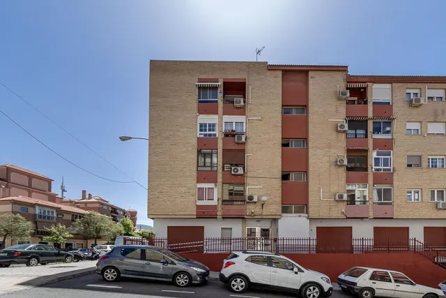 Piso junto Camino Bajo de Huetor — 17