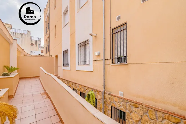 PISO, COCHERA Y TRASTERO EN LA ZUBIA — 29