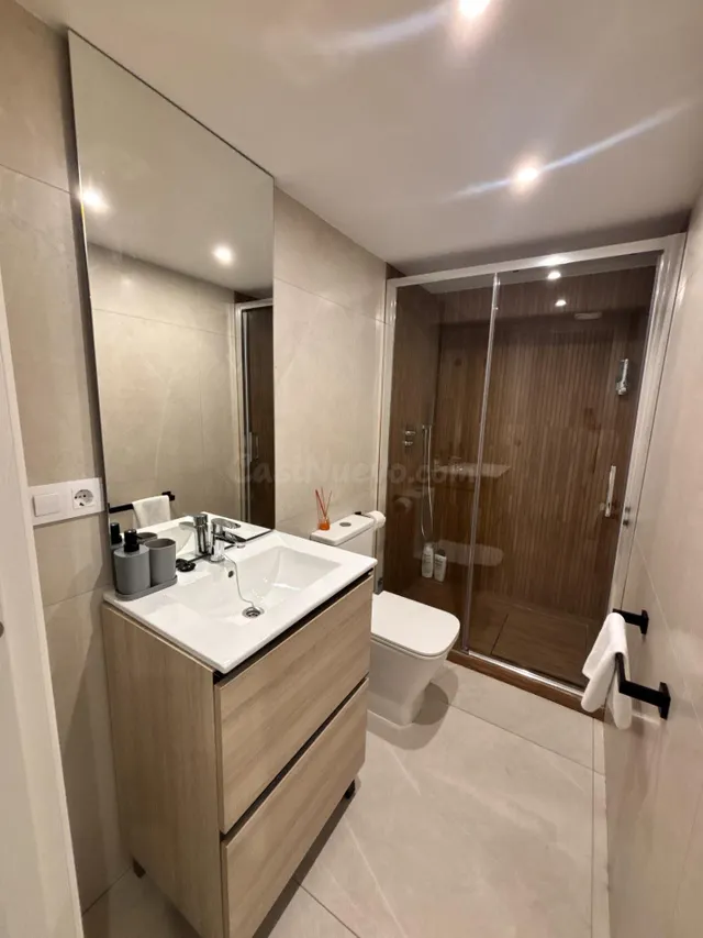 ¡ALQUILER! APARTAMENTO DÚPLEX DE OBRA NUEVA EN CASA SEÑORIAL - foto 4