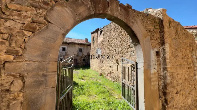 ¡¡TU PROYECTO DE INVERSIÓN EN EL CENTRO HISTÓRICO DE POTES!! - foto 5
