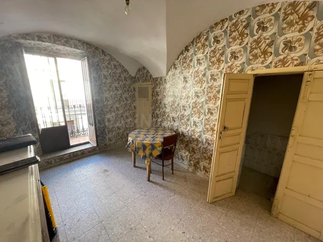 CASA PARA REFORMAR EN ARROYO DE LA LUZ - foto 3
