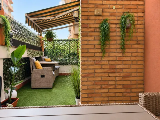 Piso con terraza en Malvarrosa Playa - foto 4