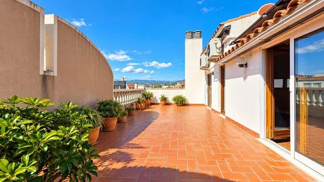 Ático dúplex de 5 dormitorios en el corazón de Valls con garaje privado y piscina — 45