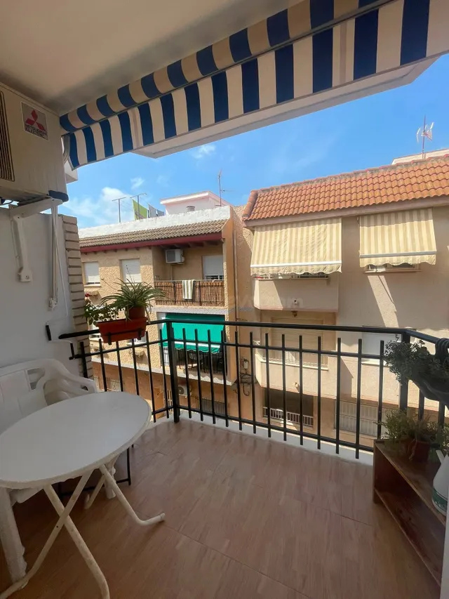 Apartamento con terraza cerca de la playa y la AGA en Santia