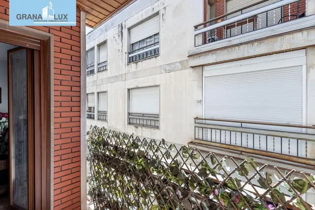 Magnífico piso con plaza de garaje junto a Catedral. — 7