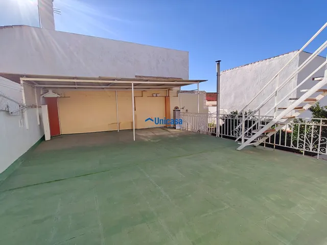 Casa mata en una sola planta con amplio garaje y precioso patio andaluz en el tomillar — 48