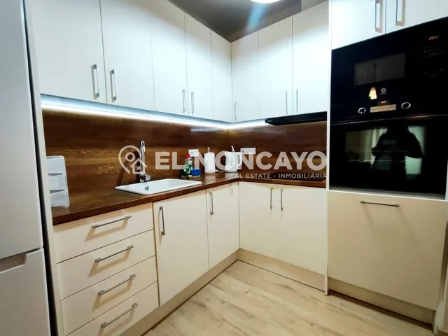 Fantástico apartamento junto a la pinada de Guardamar del Segura, Alicante, Costa Blanca — 12