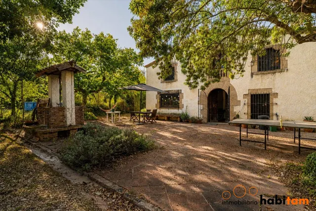 Espectacular Masia de piedra del siglo XIX con 2.200m2 de terreno — 32