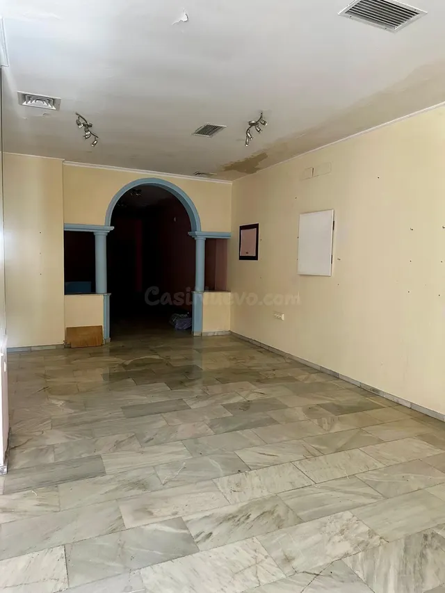 Local comercial 100m² en venta - El carpio - foto 3