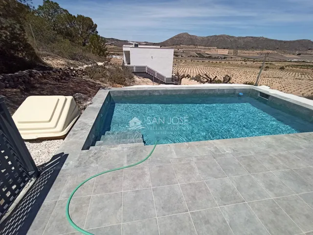 Se vende Villa con piscina en Cañada de la Leña — 36