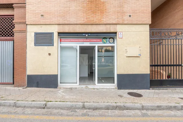Local Comercial en Venta en Granada - Palacio de Deportes — 4