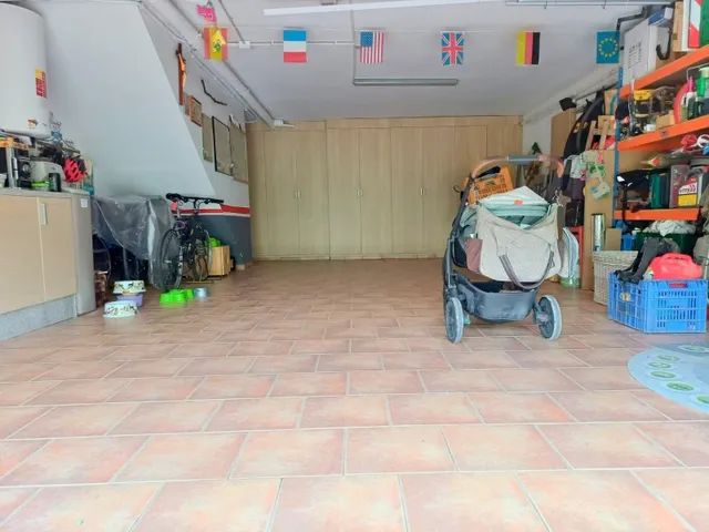 ADOSADO EN VENTA CON TERRAZA Y GARAJE — 20