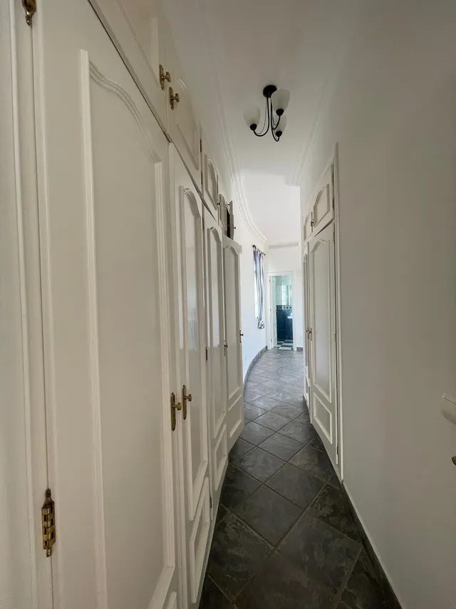 Exclusiva villa en Mijas Golf con vistas a la montaña y piscina privada — 37