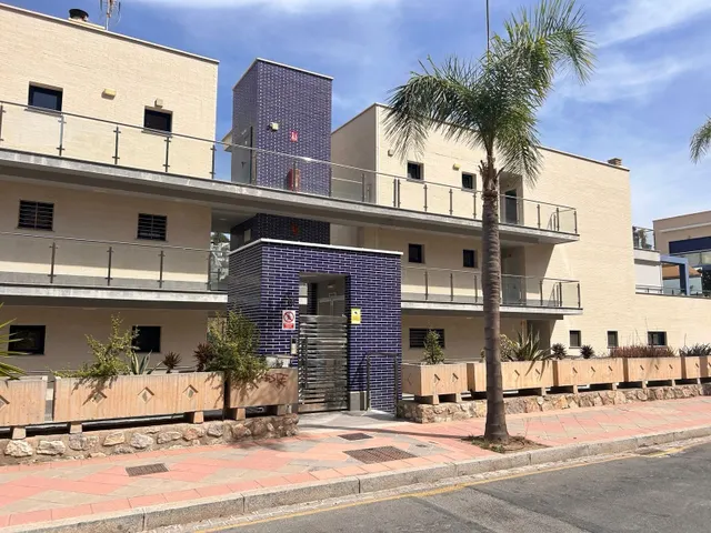 ALQUILER EN PLAYA CABRIA — 23