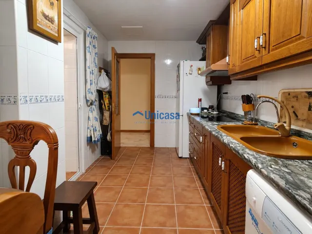 Piso de 3 dormitorios con terraza, garaje y trastero — 9