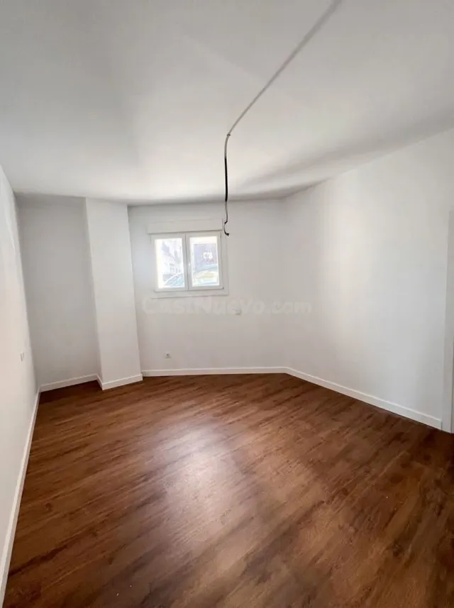 Exclusivo Piso Bajo a Estrenar de 3 Hab. y 2 Baños en Zona D - foto 5