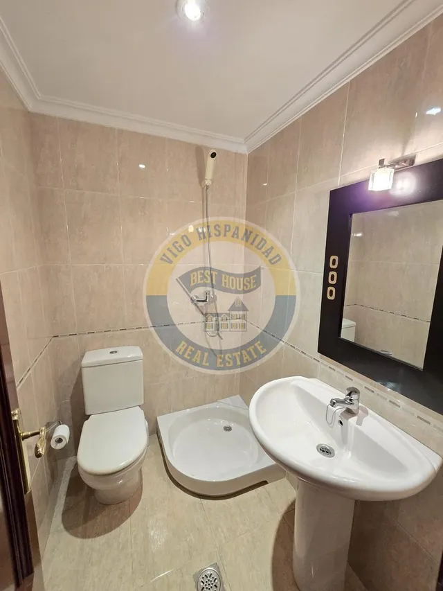 HISPANIDAD 2 DORMITORIOS 2 BAÑOS CON GARAJE Y TRASTERO — 11