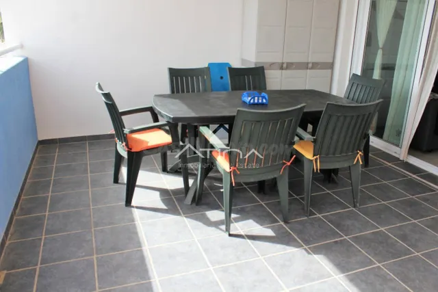 Precioso apartamento rodeado de zonas verdes situado en la p - foto 2