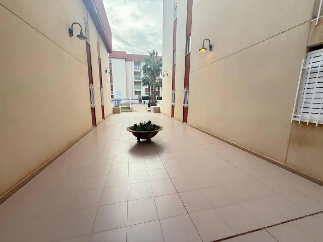 Apartamento de 2 dormitorios en alquiler, Lomas de Cabo Roig — 18