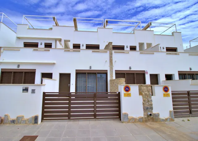 Casa adosada tipo duplex en Torre de la Horadada. — 9