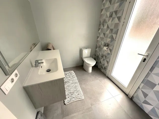 Chalet con piscina — 32
