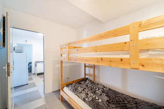 Apartamento renovado de 3 dormitorios con amplia terraza en Puerto Rico — 25