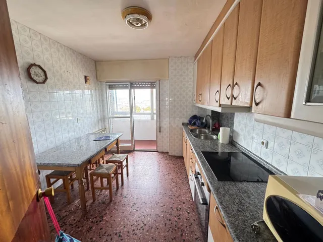 SE VENDE PISO AMPLIO EN GENERAL VIVES