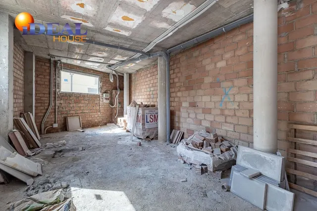 Edificio de nueva construcción en Churriana — 28
