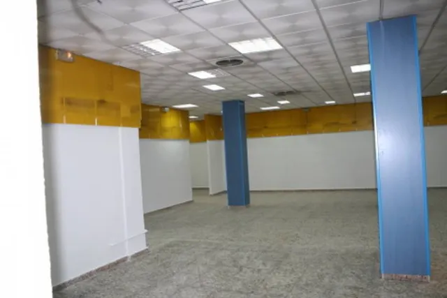 Alquiler local comercial en Orihuela, 120 m2. de superficie,  con 1 aseo. — 14