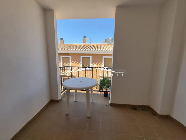 SE VENDE PISO 3 DORMITORIOS 2 BAÑOS CON GARAJE Y TRASTERO XI - foto 5