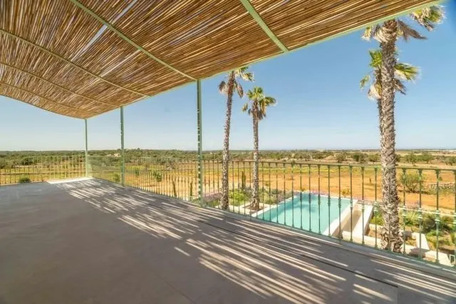 Finca de Arquitectura Atemporal en Cap de Ses Salines – Dise