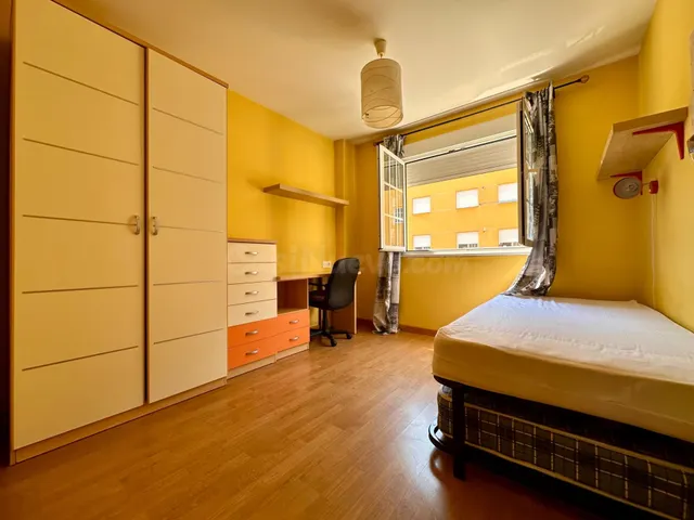 APARTAMENTO - ZONA FLORES DEL SIL — 4