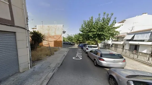 Terreno urbanizable en Sant Pere de Ribes con proyección para 4 viviendas — 9