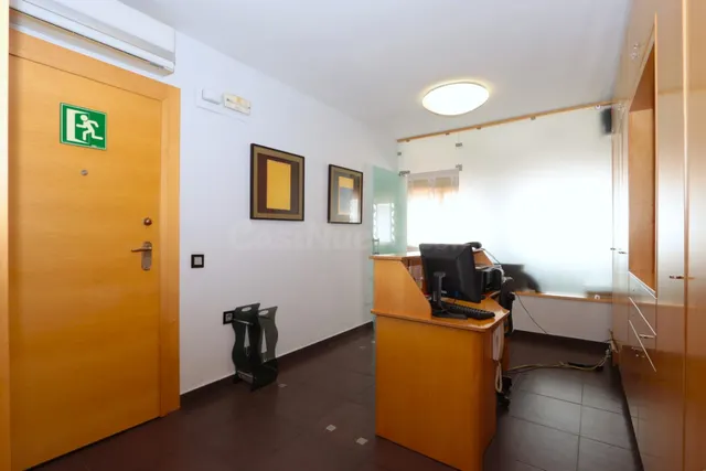 piso de 100 m2 con garaje en Reina Victoria - foto 4