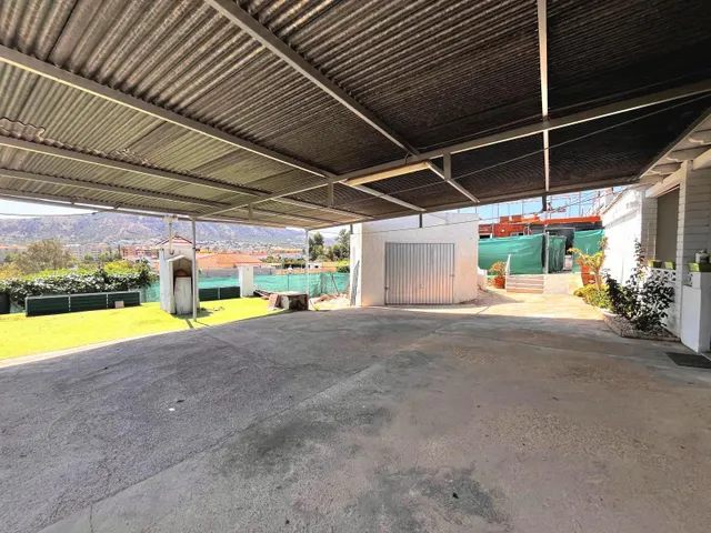 CHALET RUSTICO + APARTAMENTO DE INVITADOS, GARAJE, BUEN ACCESO, AIRE ACONDICIONADO — 22