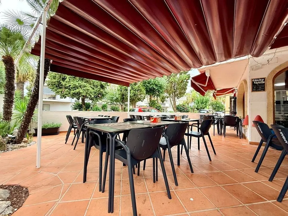 Local comercial en Venta en Denia Alicante