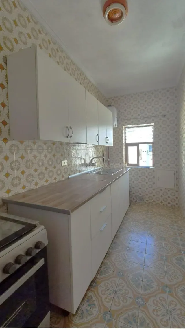 ¡Oportunidad en Schamann! Piso con gran potencial para refor - foto 5