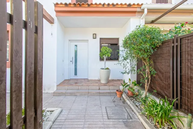 Casa adosada en Hato Verde, con jardín, porche y terrazas - foto 4