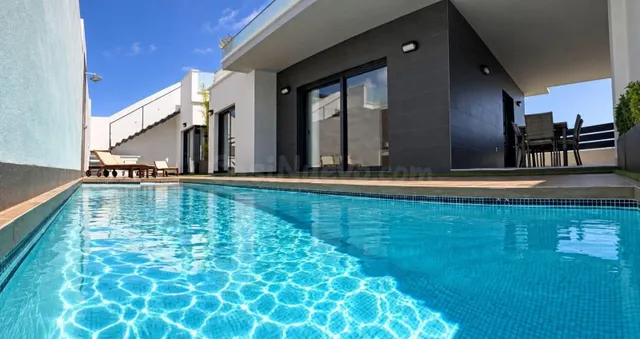 Villa con Piscina Privada y Solárium en la Azotea en Lomas d - foto 2