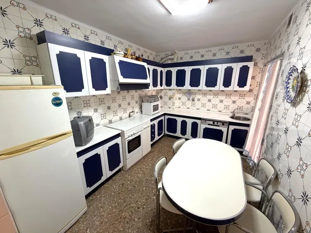 Vivienda de cuatro dormitorios en el centro de Alicante — 11
