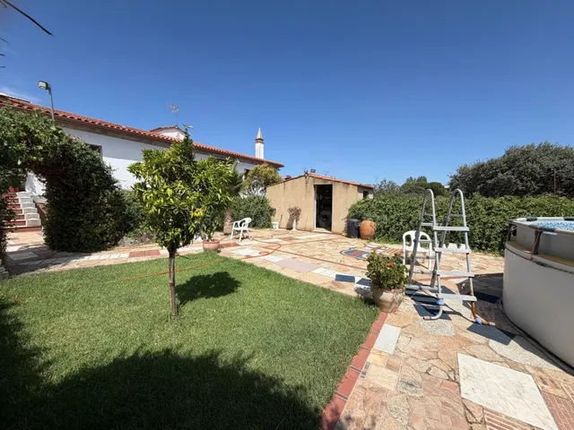 Impresionante Chalet en Casar de Cáceres con Piscina y Huert - foto 2