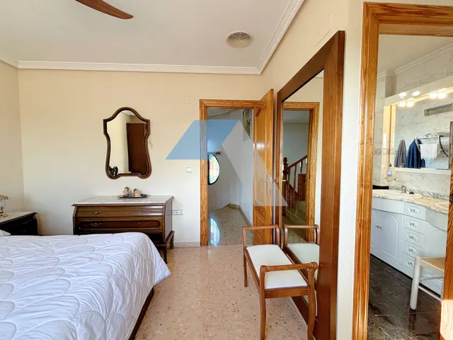Magnífico Chalet en Parcela Urbana en Haygón — 30