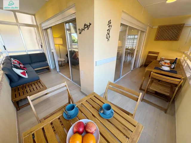 EXCLUSIVO APARTAMENTO REFORMADO EN EL CAMPELLO CON TERRAZA, PISCINA Y UBICACIÓN PRIVILEGIADA JUNTO AL MAR — 37