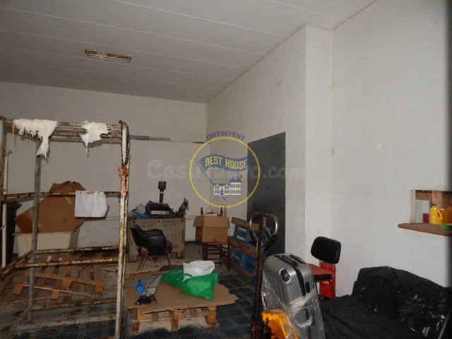 Amplio Local Comercial en Sant Josep, Ontinyent – Oportunida - foto 4