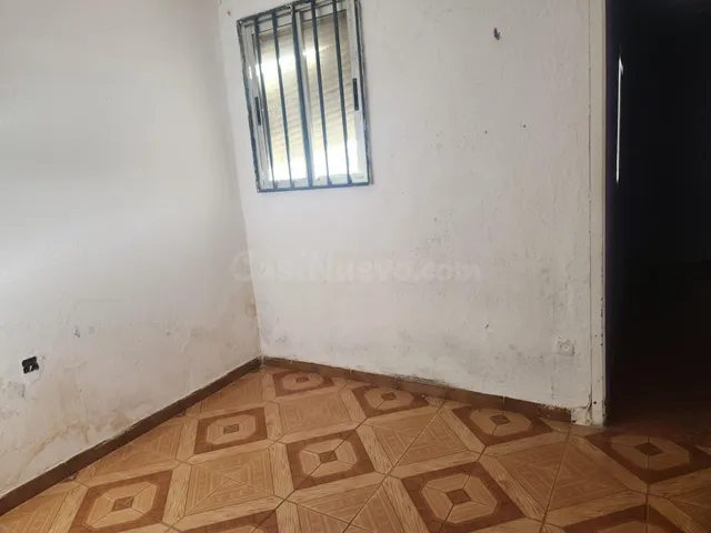 Casa de 3 dormitorios con patio en Badajoz - foto 5