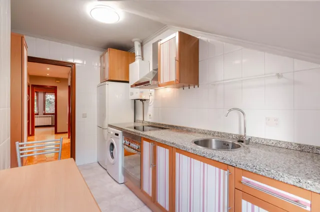 PRECIOSO PISO EN OLLONIEGO A TAN SÓLO 10 MINUTOS DE OVIEDO — 6