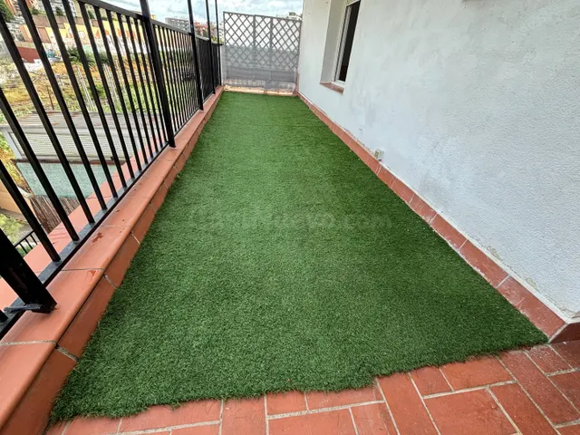 PRECIOSO ÁTICO CON TERRAZA DE 20M2 Y ASCENSOR - foto 5