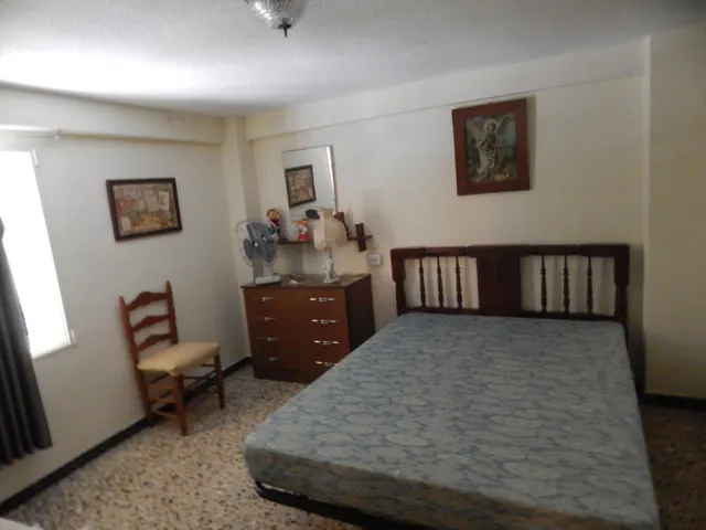 CASA DE CAMPO CON TERRENO URBANIZABLE EN ONTINYENT. — 12